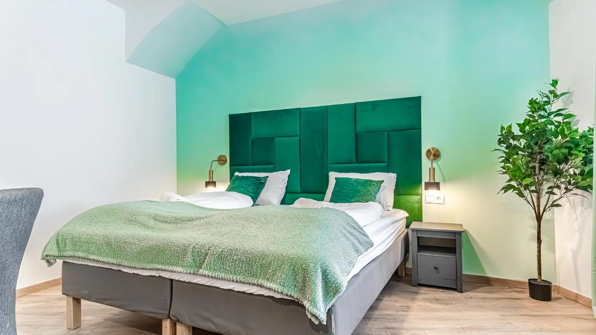 Westbahnhof - Kingbed Studio With Ensuite Washer Vienna Austria