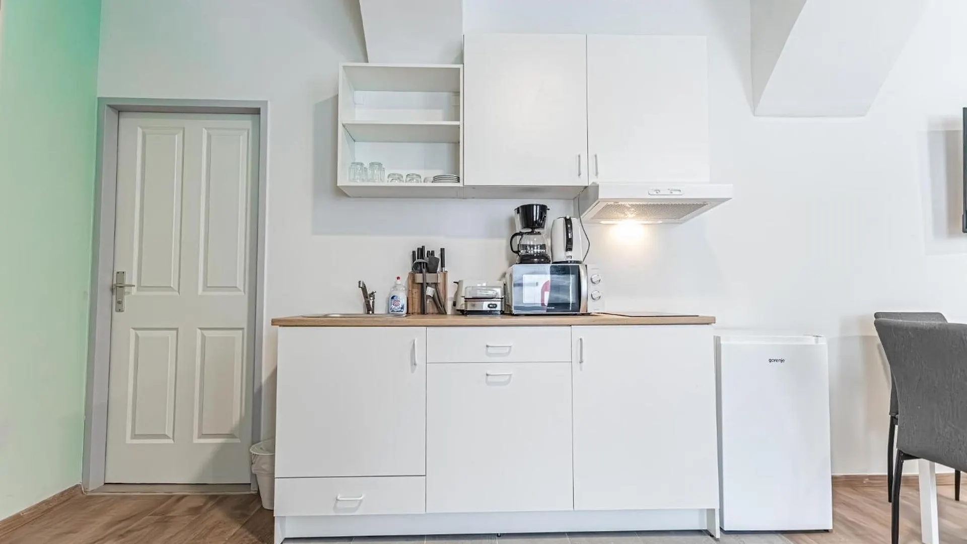 아파트 Westbahnhof - Kingbed Studio With Ensuite Washer 비엔나